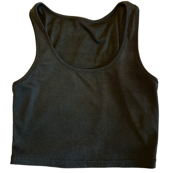 Size Small Tops - Picture 8 of 8